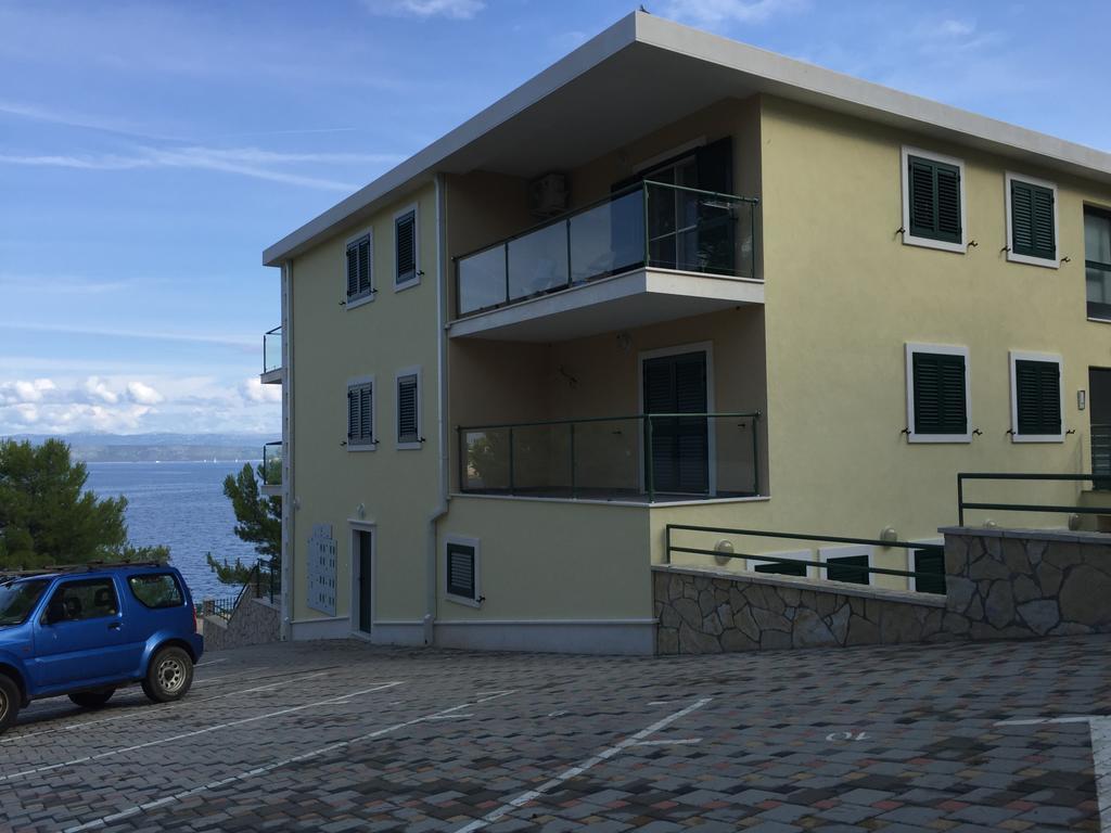 Apartment Maestral Rogač Екстериор снимка