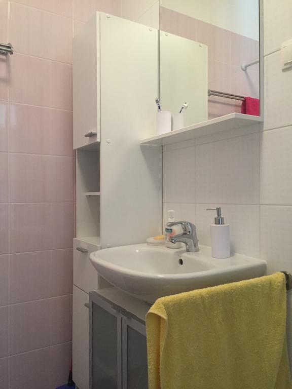 Apartment Maestral Rogač Екстериор снимка