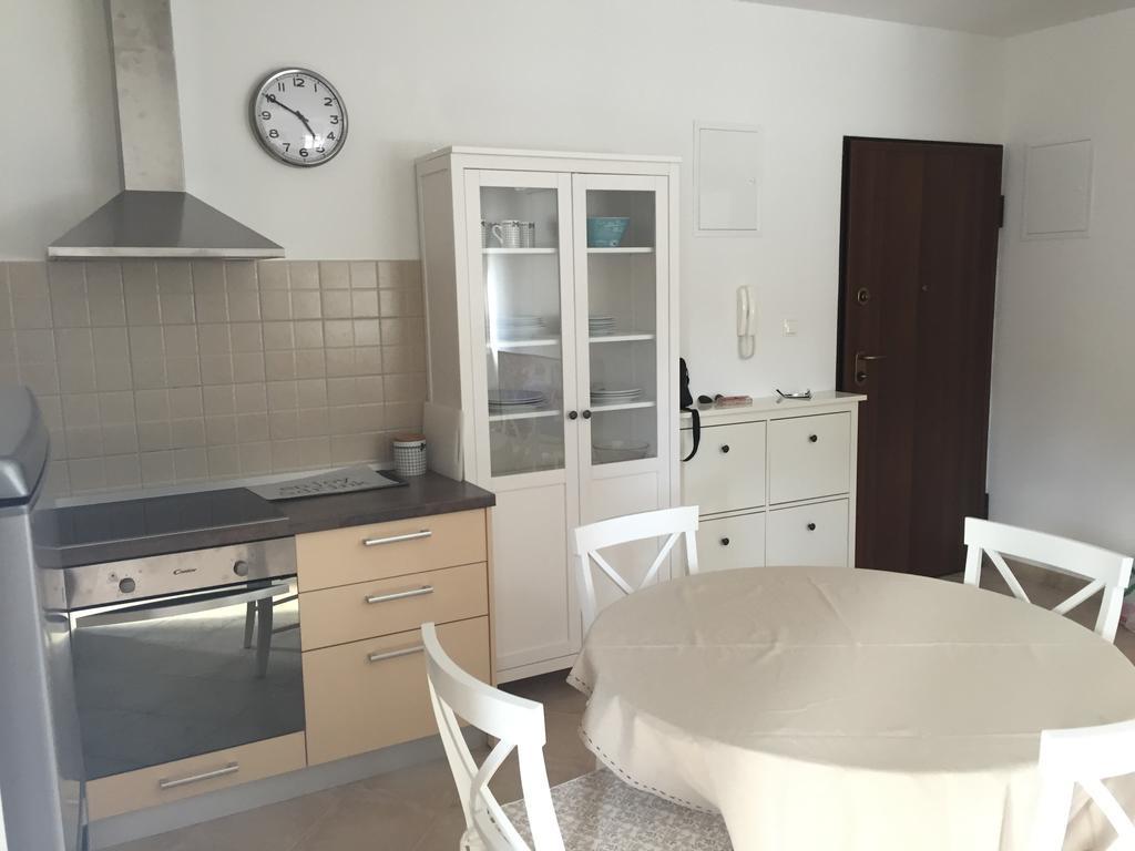 Apartment Maestral Rogač Екстериор снимка